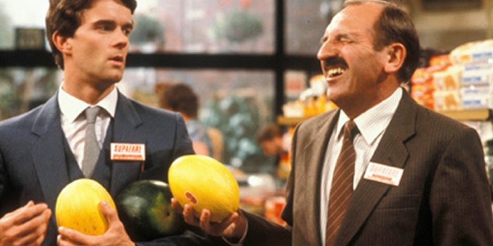 Leonard Rossiter in Trippers Day