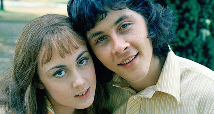 Richard Beckinsale and Paula Wilcox in 'The Lovers'