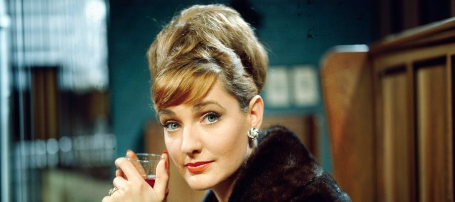 Barbara Murray