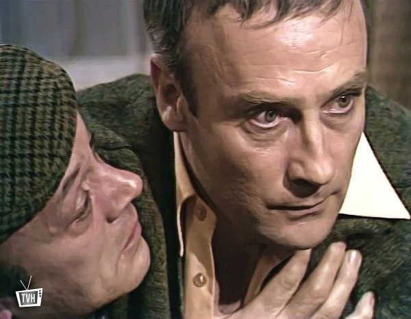 Russell Hunter and Edward Woodward in 'Callan'