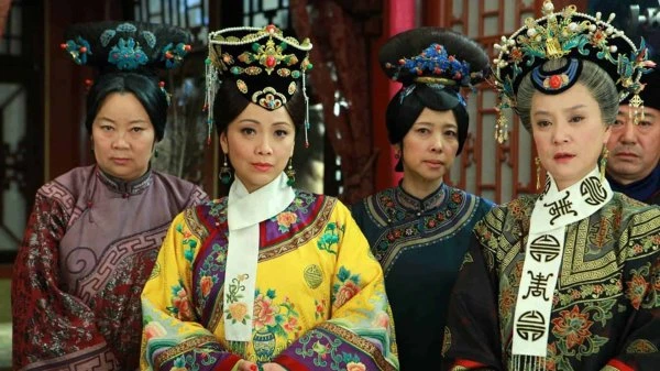 Empresses in the Palace
