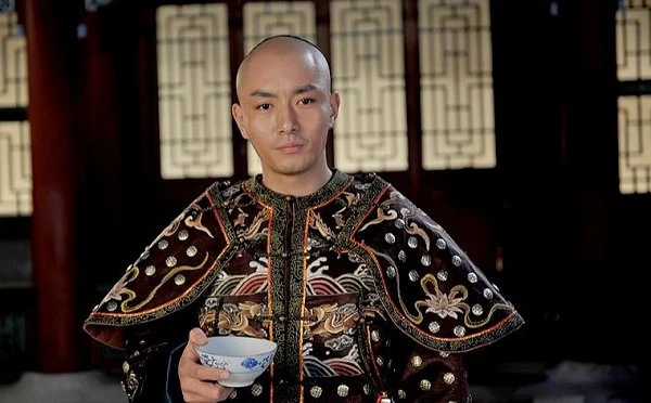 Empresses in the Palace