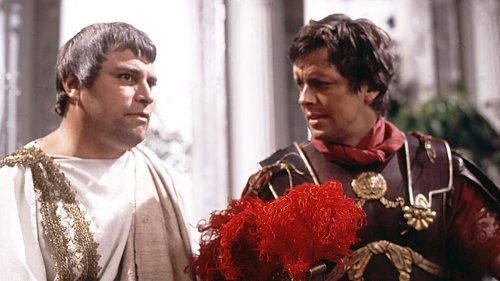 Brian Blessed and Ian Ogilvy in 'I, Claudius'