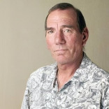 Pete Postlethwaite