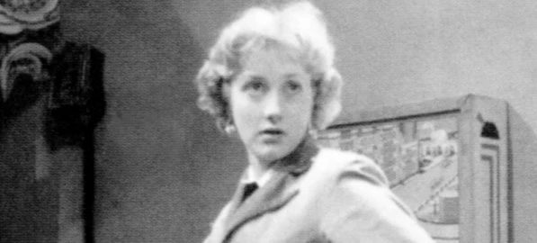 Elizabeth Fraser aka as Liz Fraser